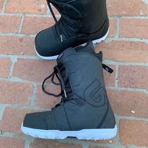 Burton Snowboard Boots (like new)